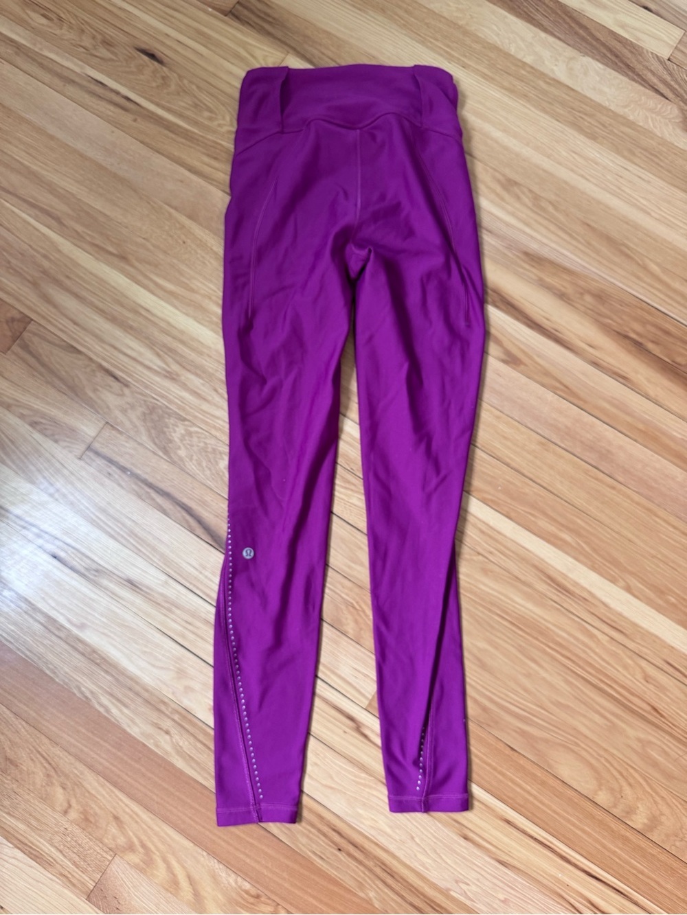 Lululemon Chase the Chill SHR Tight 28" - Picture 7 of 9
